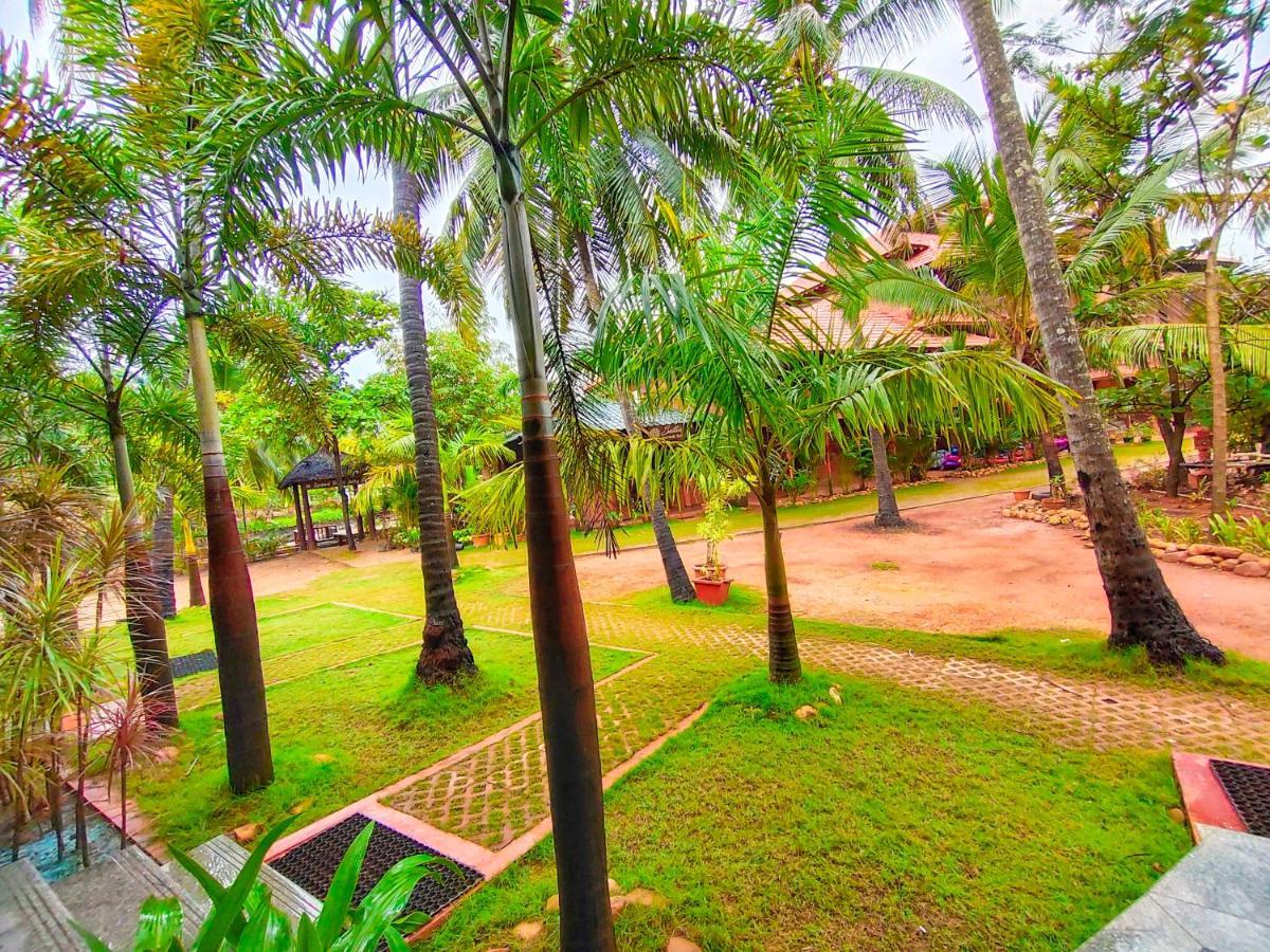 Paradise Lagoon Kalyānpur Kültér fotó